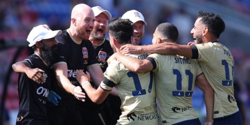 Đội hình của câu lạc bộ bóng đá Newcastle Jets